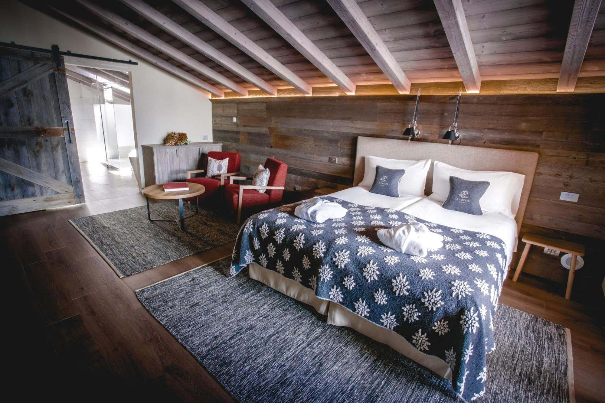 Apart-hotel La Cresta 4*